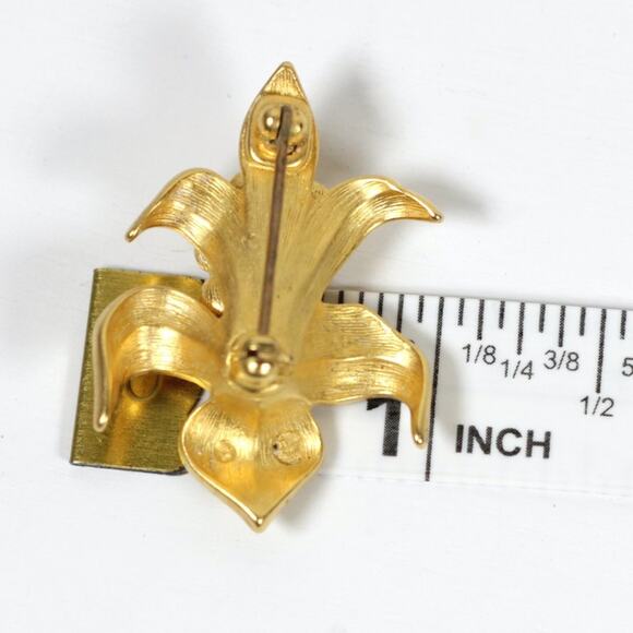 Swarovski Signed Gold Tone Crystal Faux Pearl Lily Mini Brooch Pin - Picture 7 of 7